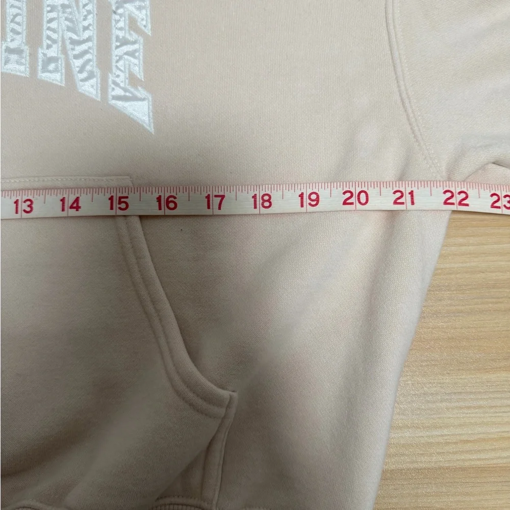 Offline By Aerie Hoodie Cropped Cream Sz XS OFFLINE Spell Out Beach Vacay Summer - Picture 5 of 7